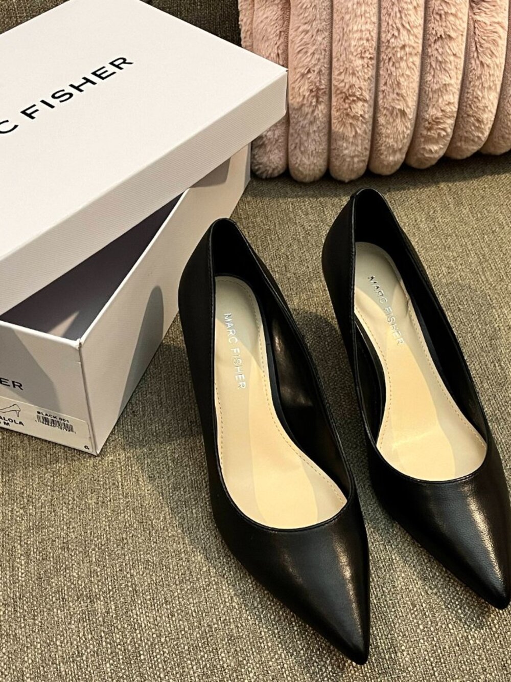 Marc Fisher - Alola Kitten Heel Pumps